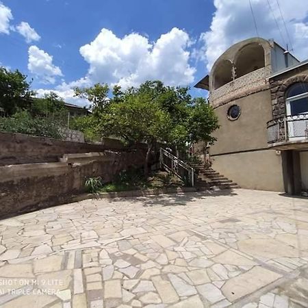 EleGaya Guest house Ijevan Extérieur photo