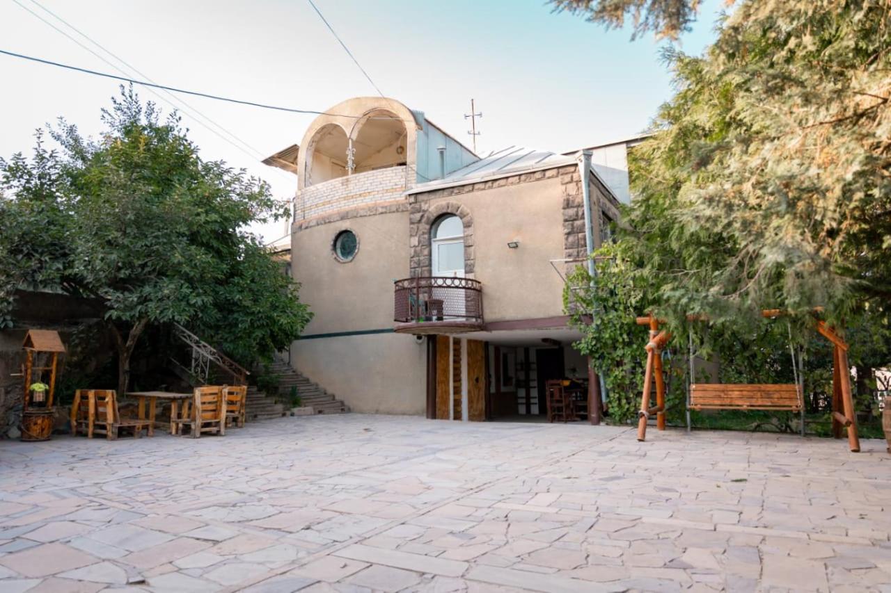 EleGaya Guest house Ijevan Extérieur photo
